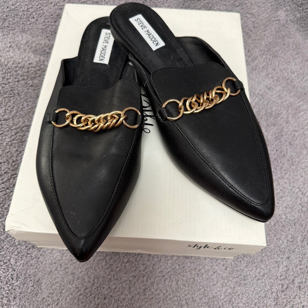 Steve Madden Mule PENDING OFFER